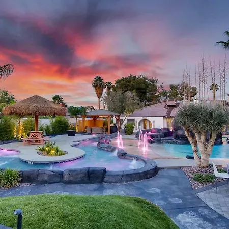 7Bd 5Ba Mansion W/ Lazy River Hot Tub Sleeps 26 Hotel